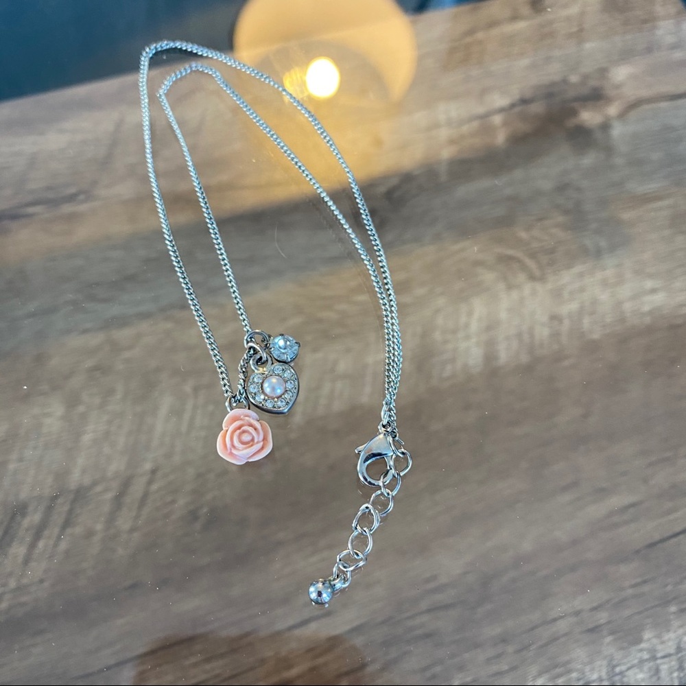 4/$20 Dainty silver necklace - Picture 2 of 2